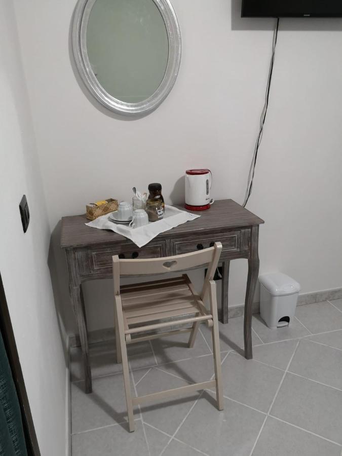 B&B A Casa Di Monica Olbia Exterior photo