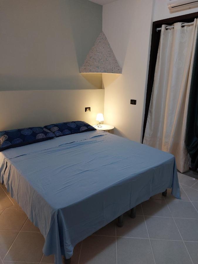 B&B A Casa Di Monica Olbia Exterior photo