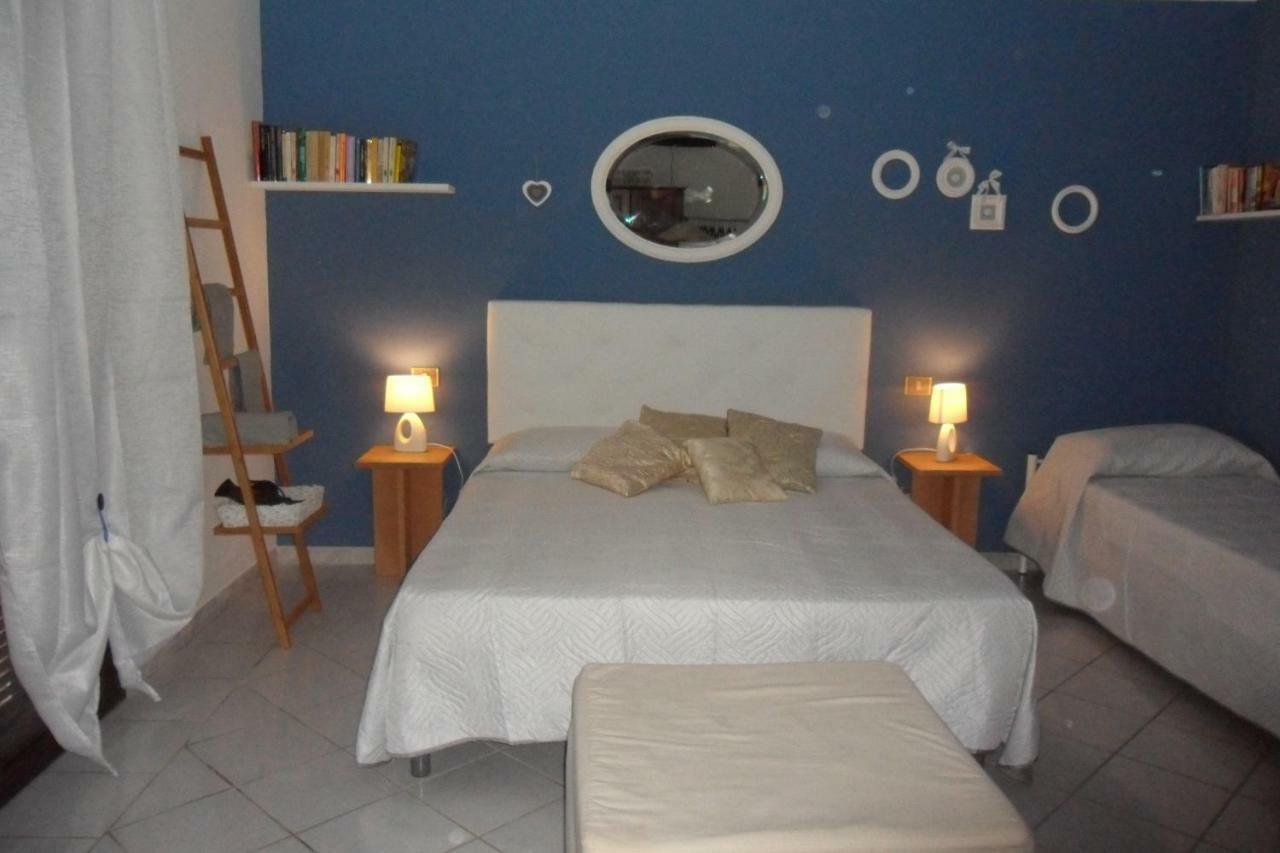 B&B A Casa Di Monica Olbia Exterior photo